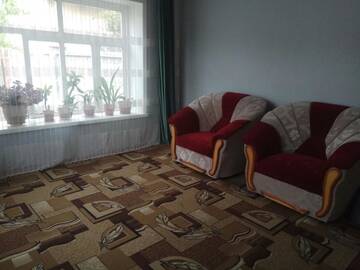 Фото номера Трехместный номер с окном Гостевой дом Sweet Home г. Джалал-Абад 5